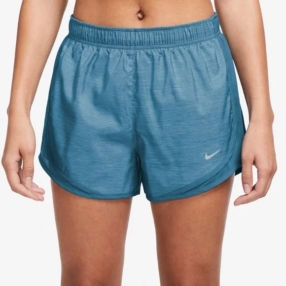 NWOT Women’s Nike Tempo Shorts - Picture 2 of 8